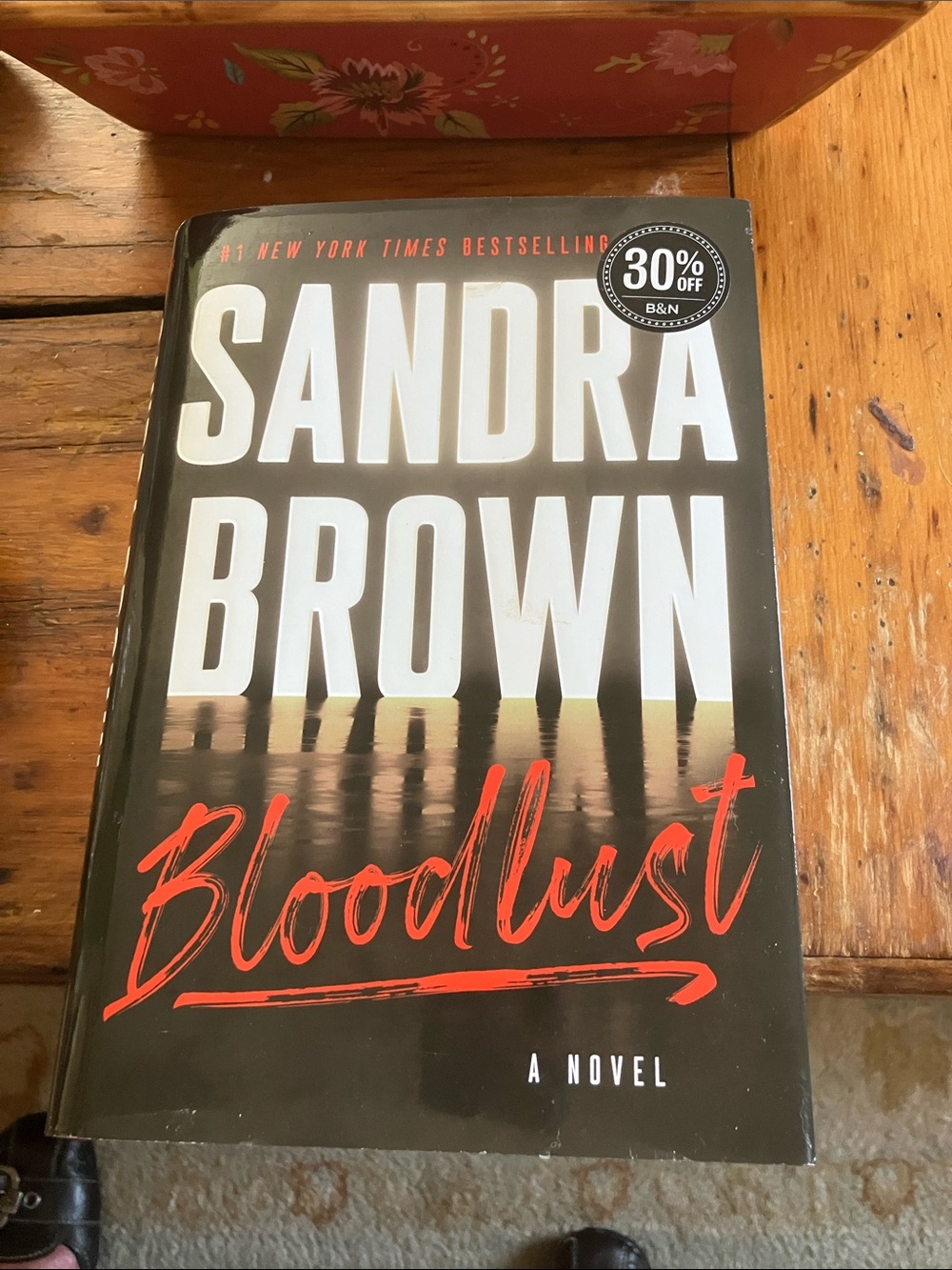 Sandra Brown "Bloodlust" Paperback Novel - Black with Red Title